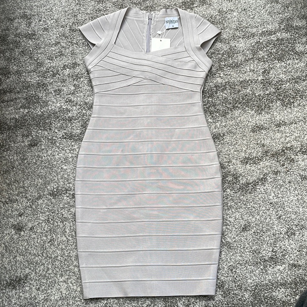 Katie J BodyCon Mini Dress, NWT (small rip easily fixable, right on the seam)